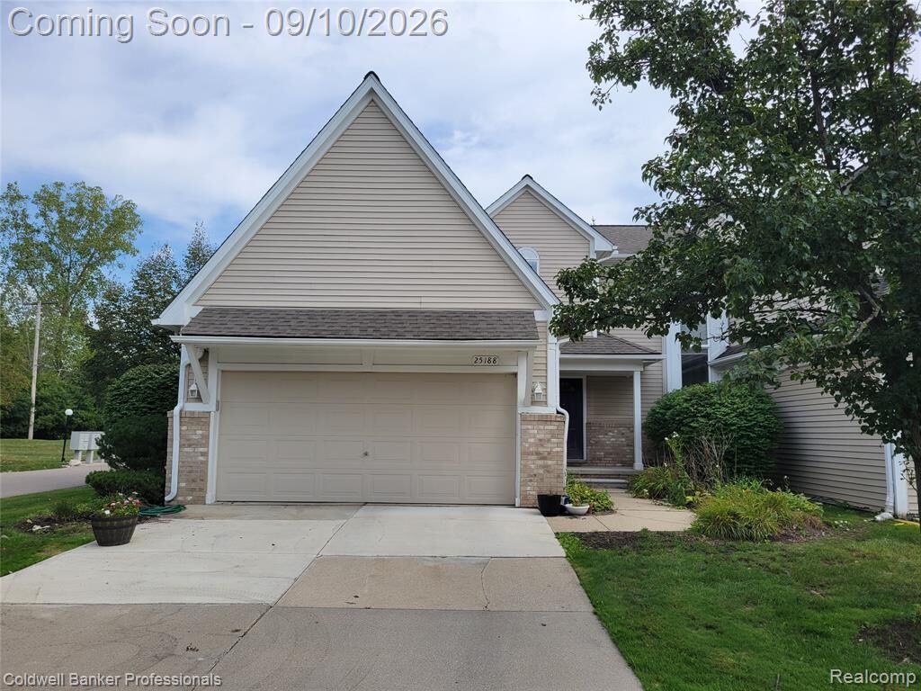 Property Photo:  25188 Dunham Court  MI 48336 