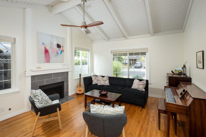 Property Photo: 389 Utica Lane CA 95123