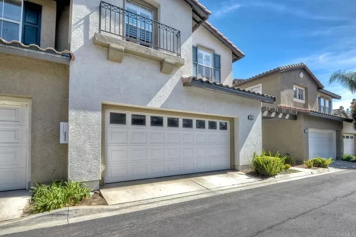 Property Photo:  6852 Widgeon Place  CA 92011 