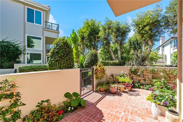 Property Photo: 19401 Merion Circle CA 92648