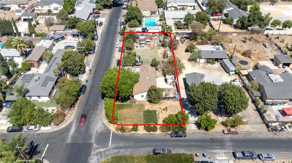 Property Photo: 14691 Gledhill CA 91402