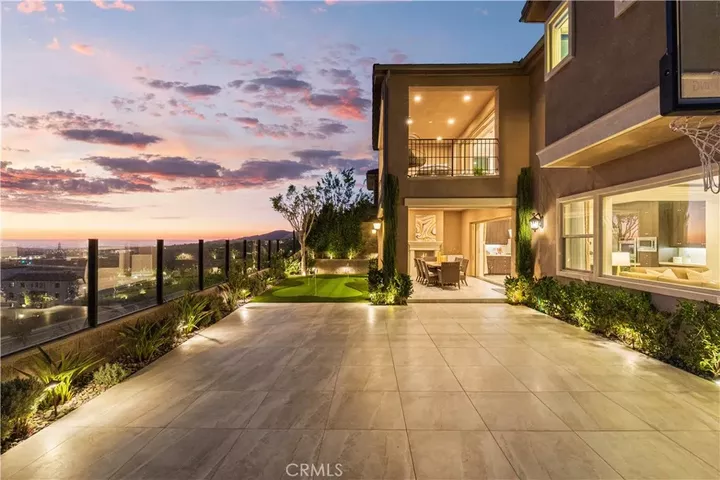 Property Photo:  5512 Heritage Oak Drive  CA 92679 