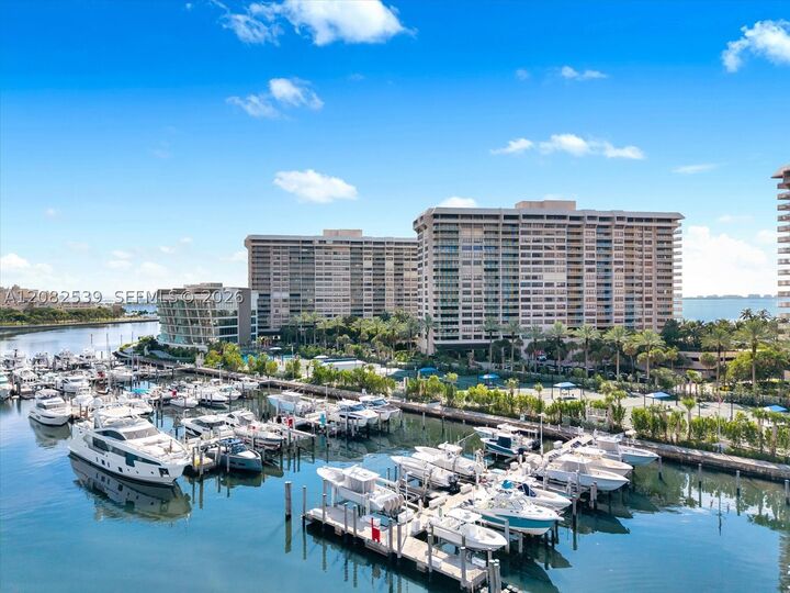 Property Photo:  2 Grove Isle Dr B1709  FL 33133 
