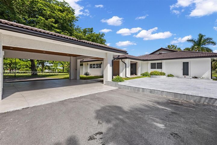 Property Photo: 3351 SW 132nd Ave FL 33027
