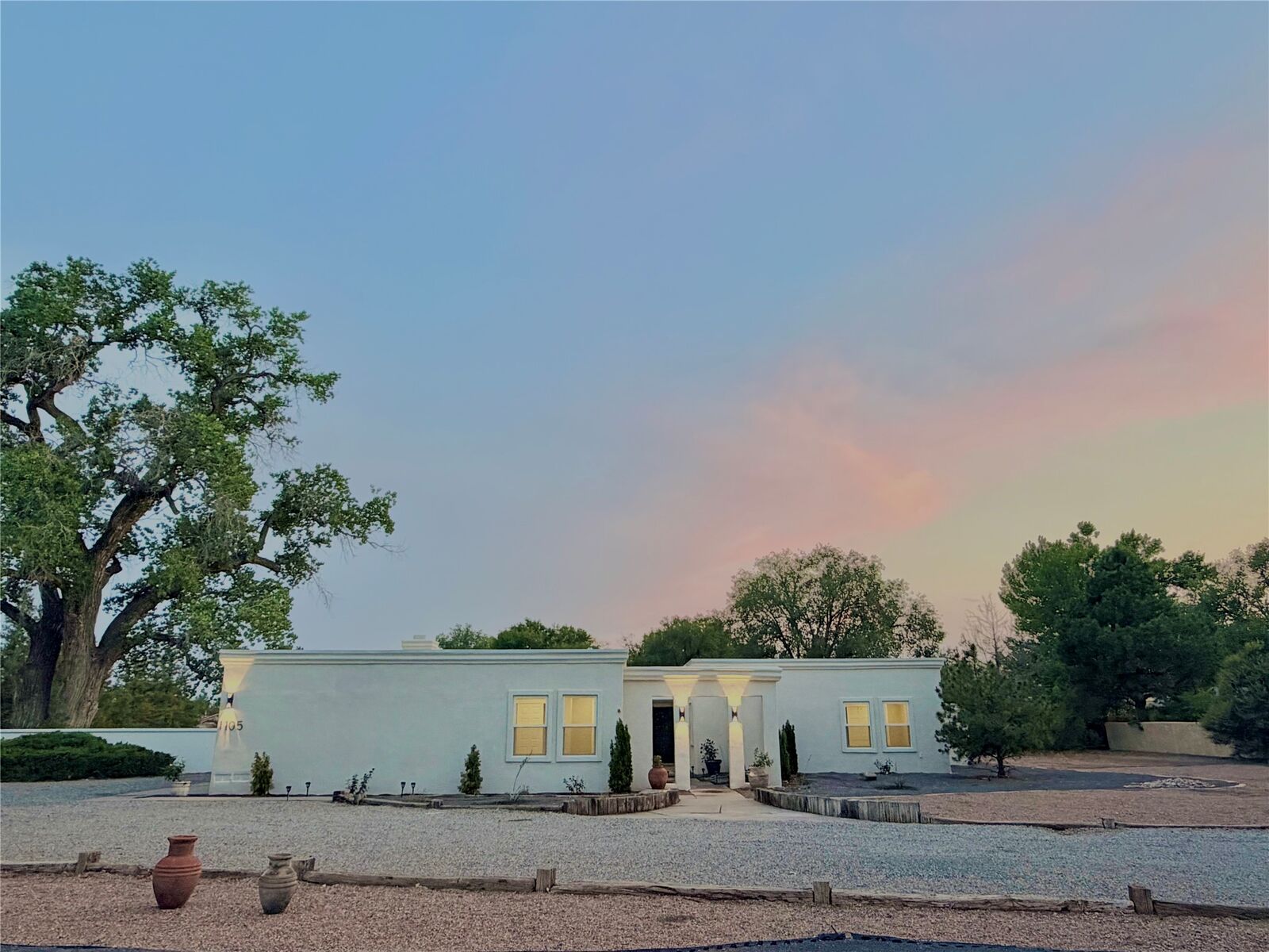Property Photo:  1105 Salamanca Street NW  NM 87107 