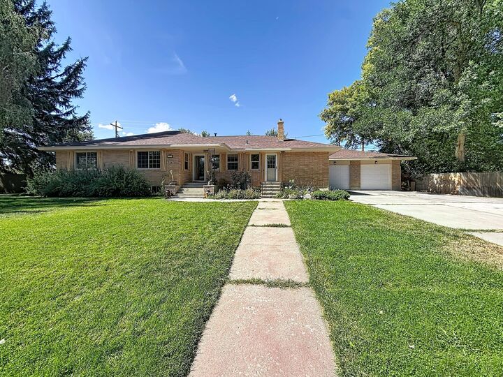 Property Photo:  344 N Desmet Avenue  WY 82834 