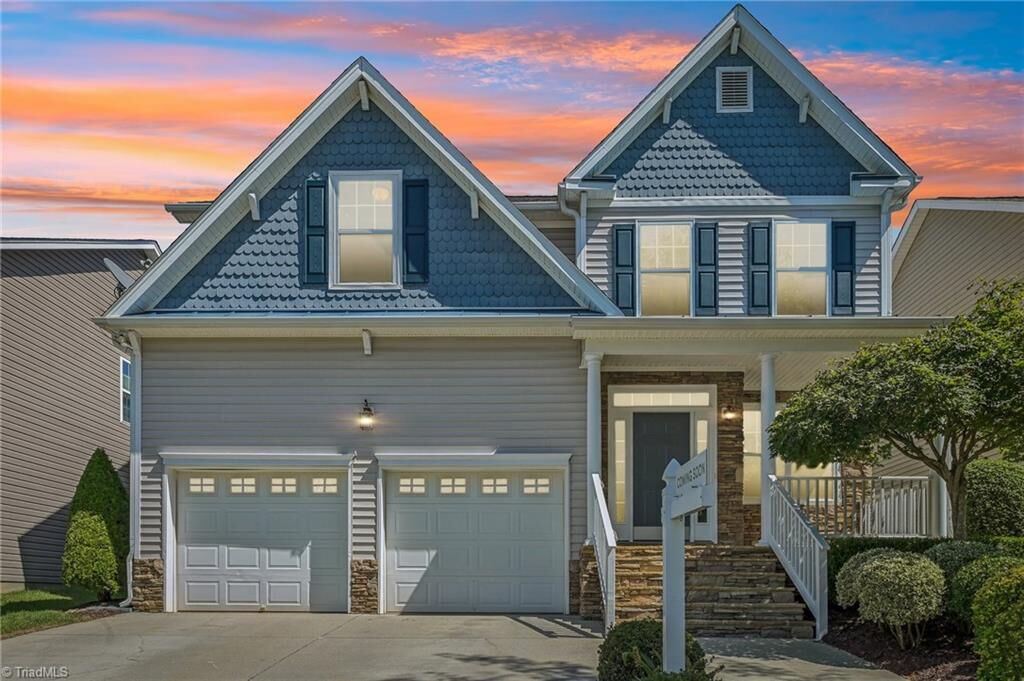 Property Photo:  2080 Glenkirk Drive  NC 27215 