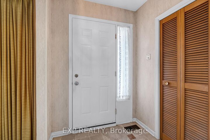 Property Photo: 20 Marlena Drive ON M1E 2Z1