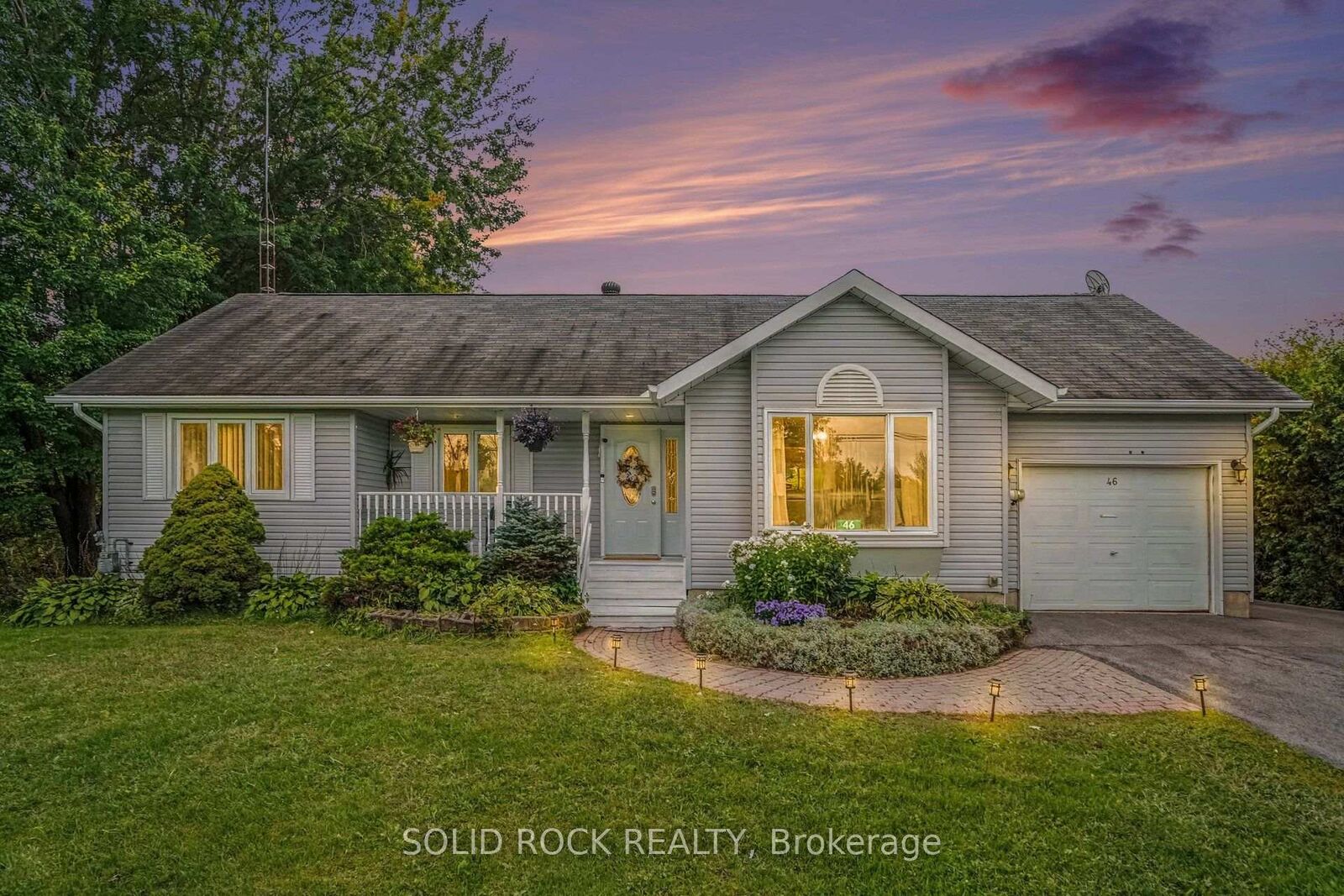 Property Photo:  46 Cockburn Street  ON K0C 1G0 
