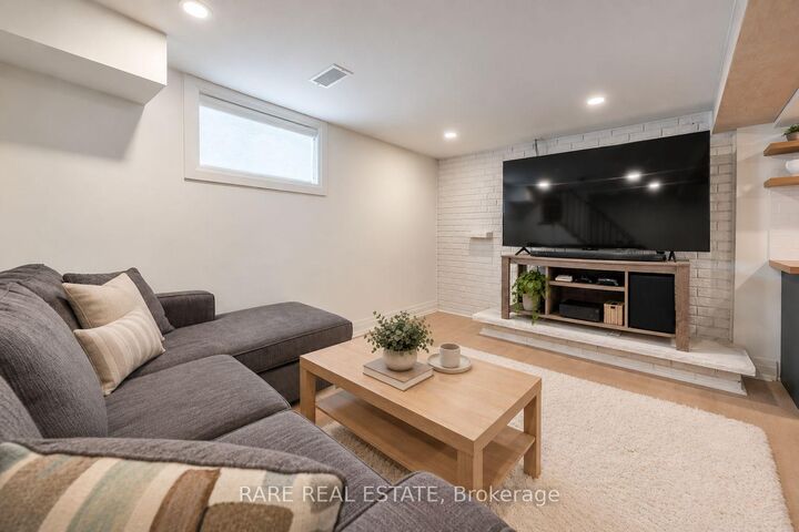 Property Photo:  27 Fairbank Avenue 1  ON M6E 3Y5 
