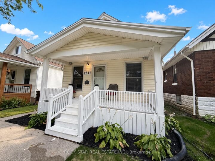 Property Photo:  1211 Lincoln Road  ON N8Y 2H9 