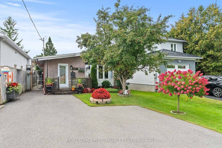 Property Photo:  1988 Boyer Road  ON K1C 1R4 
