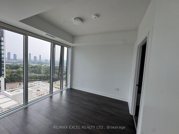 Property Photo:  50 O'Neil Road 1202  ON M3C 0H1 
