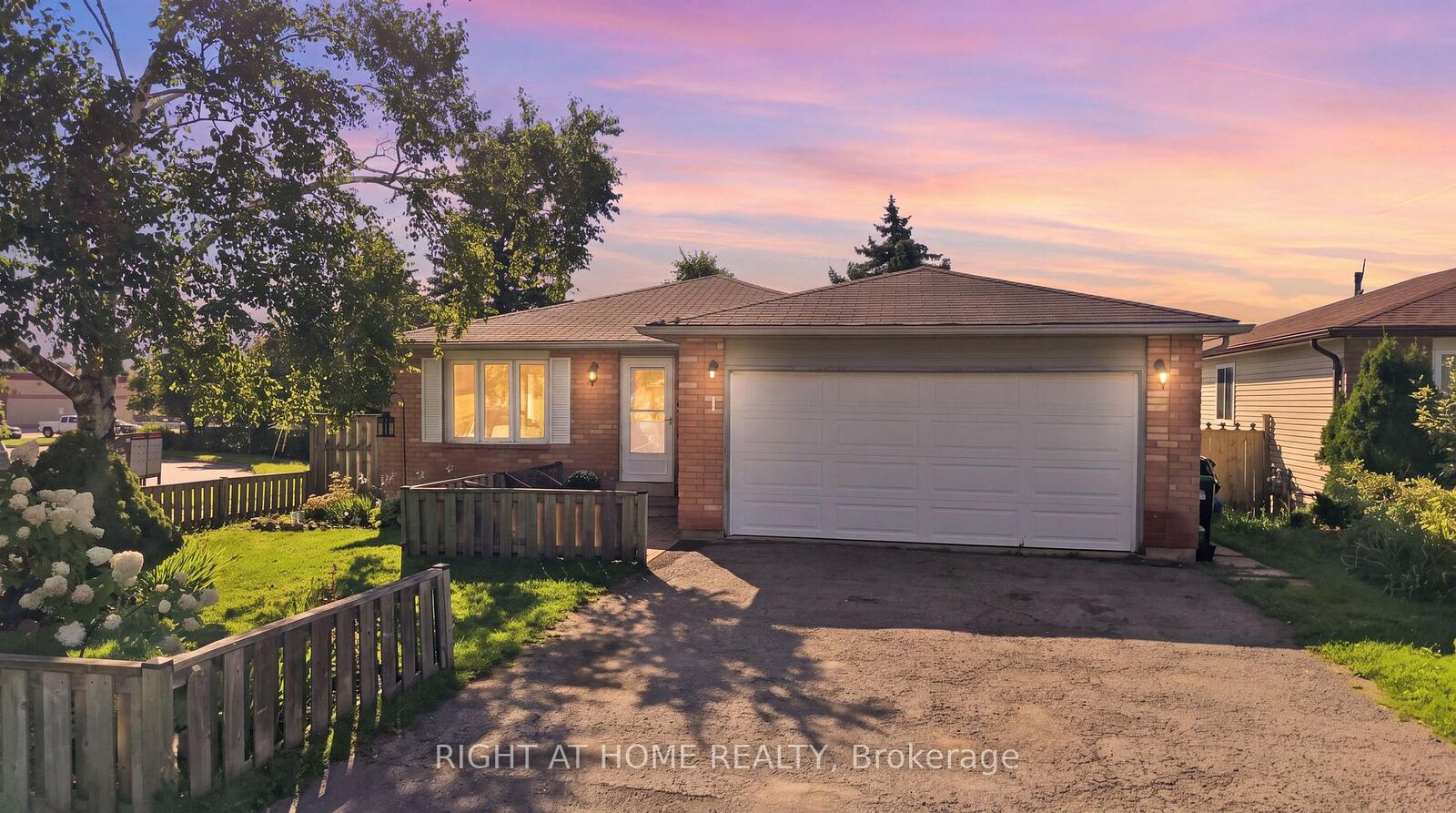 Property Photo: 1 Argyle Road ON L4N 6P9