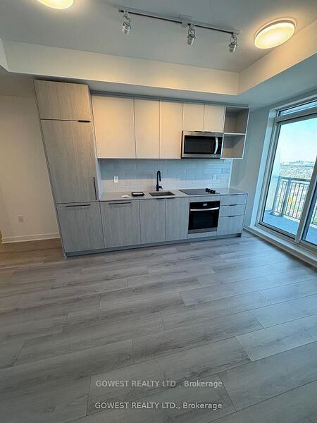 Property Photo:  1185 Dupont Street 2506  ON M6H 0G5 