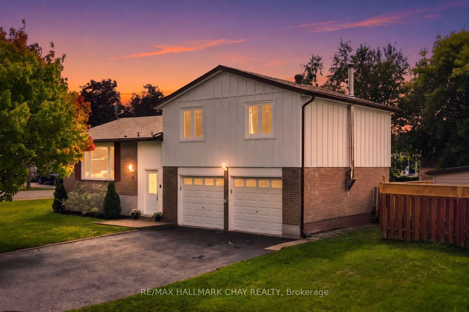 Property Photo:  12 Larkdale Crescent  ON L0M 1B0 