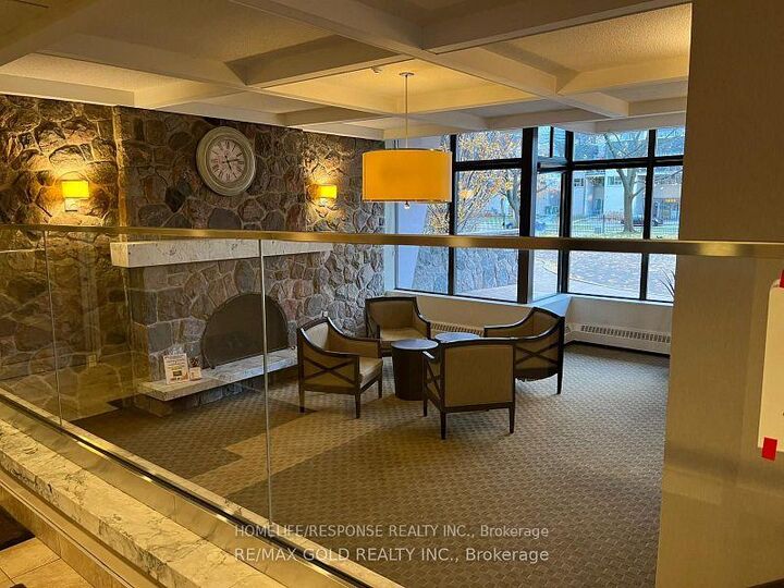 Property Photo:  1625 Bloor Street 715  ON L4X 1S3 