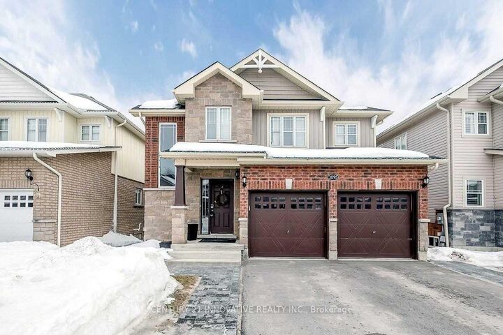 Property Photo:  3095 Emperor Drive NE  ON L3V 6H2 