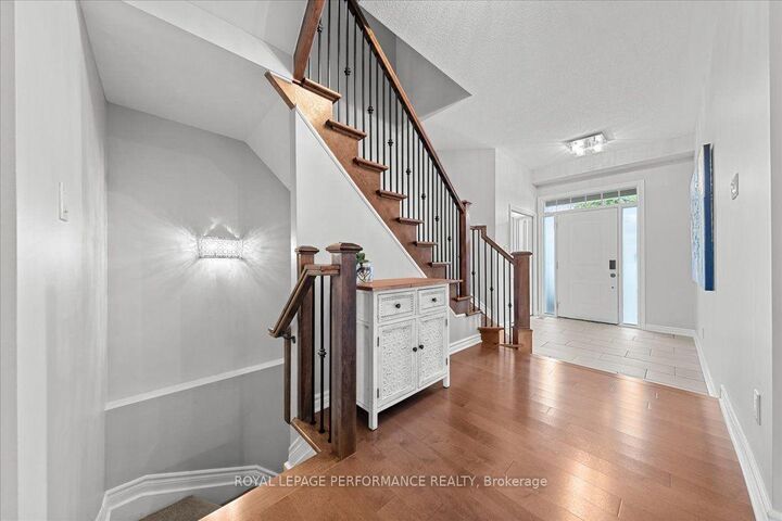 Property Photo: 929 Verbena Crescent ON K1T 0K4