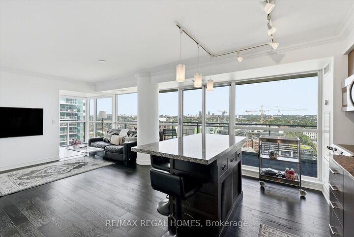 Property Photo:  80 Western Battery Road 2304  ON M6K 3S1 