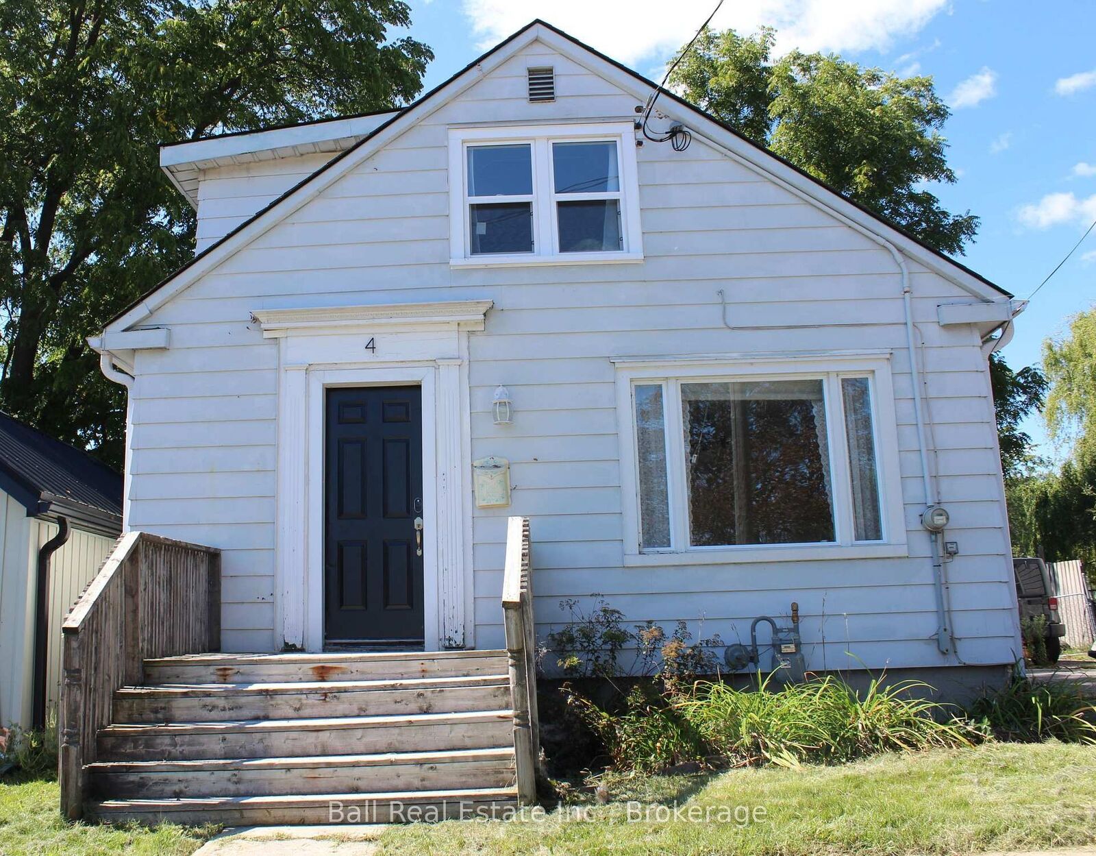 Property Photo:  4 Holden Street  ON K8P 3W3 