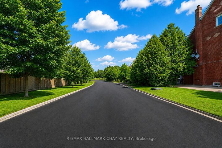Property Photo:  9 Tower Court Lot 8  ON L4E 2R3 