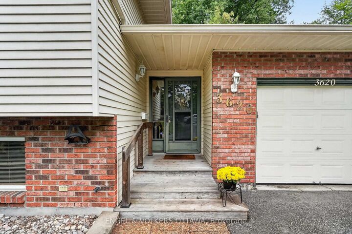 Property Photo:  3620 Albion Road S  ON K1T 1A3 