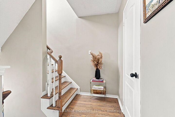 Property Photo:  1185 Chapman Crescent  ON L9T 6G2 