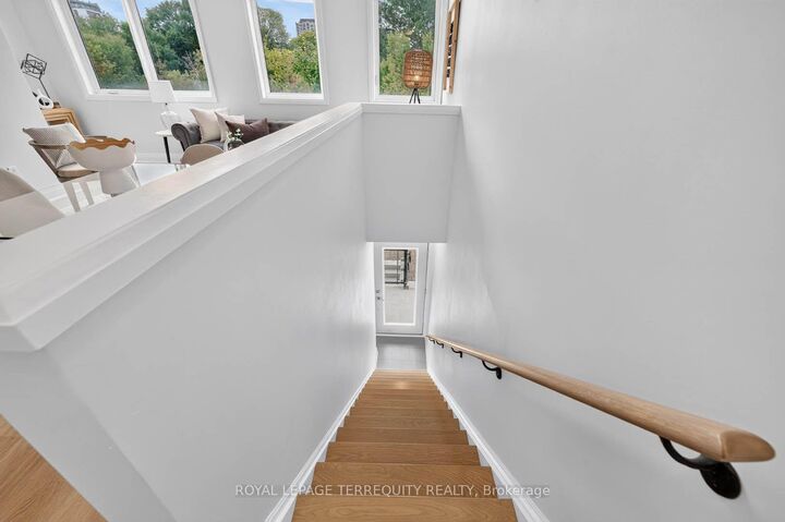 Property Photo:  780 Sheppard Avenue E 16  ON M2K 0E8 