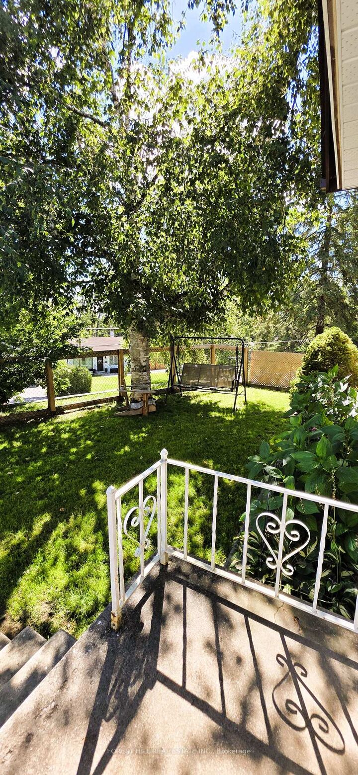 Property Photo:  4 Karen Crescent  ON L3V 3H1 