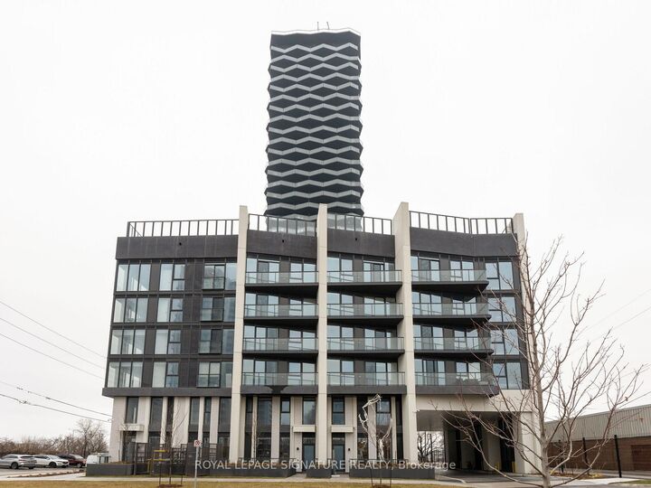 Property Photo:  36 Zorra Street 1909  ON M8Z 0G5 