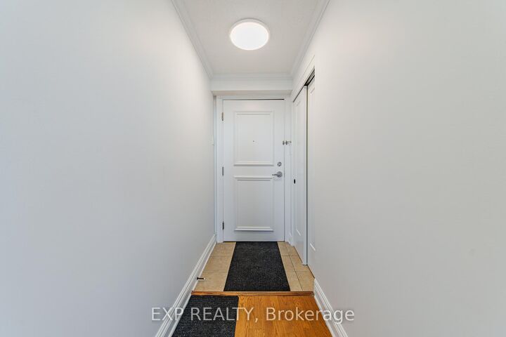 Property Photo: 1440 Heron Road 1004 ON K1V 0X2