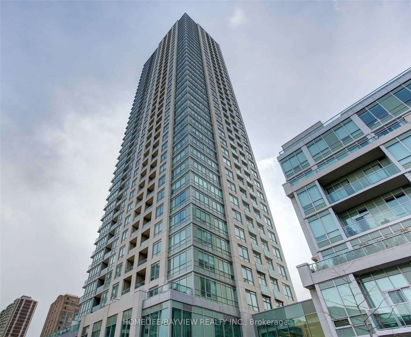 Property Photo:  120 Homewood Avenue 3705  ON M4Y 2J3 