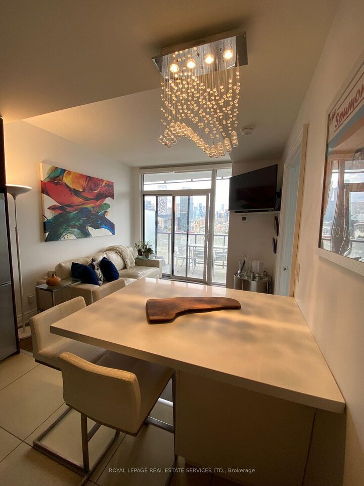 Property Photo:  1 Market Street 1605  ON M5E 0A2 