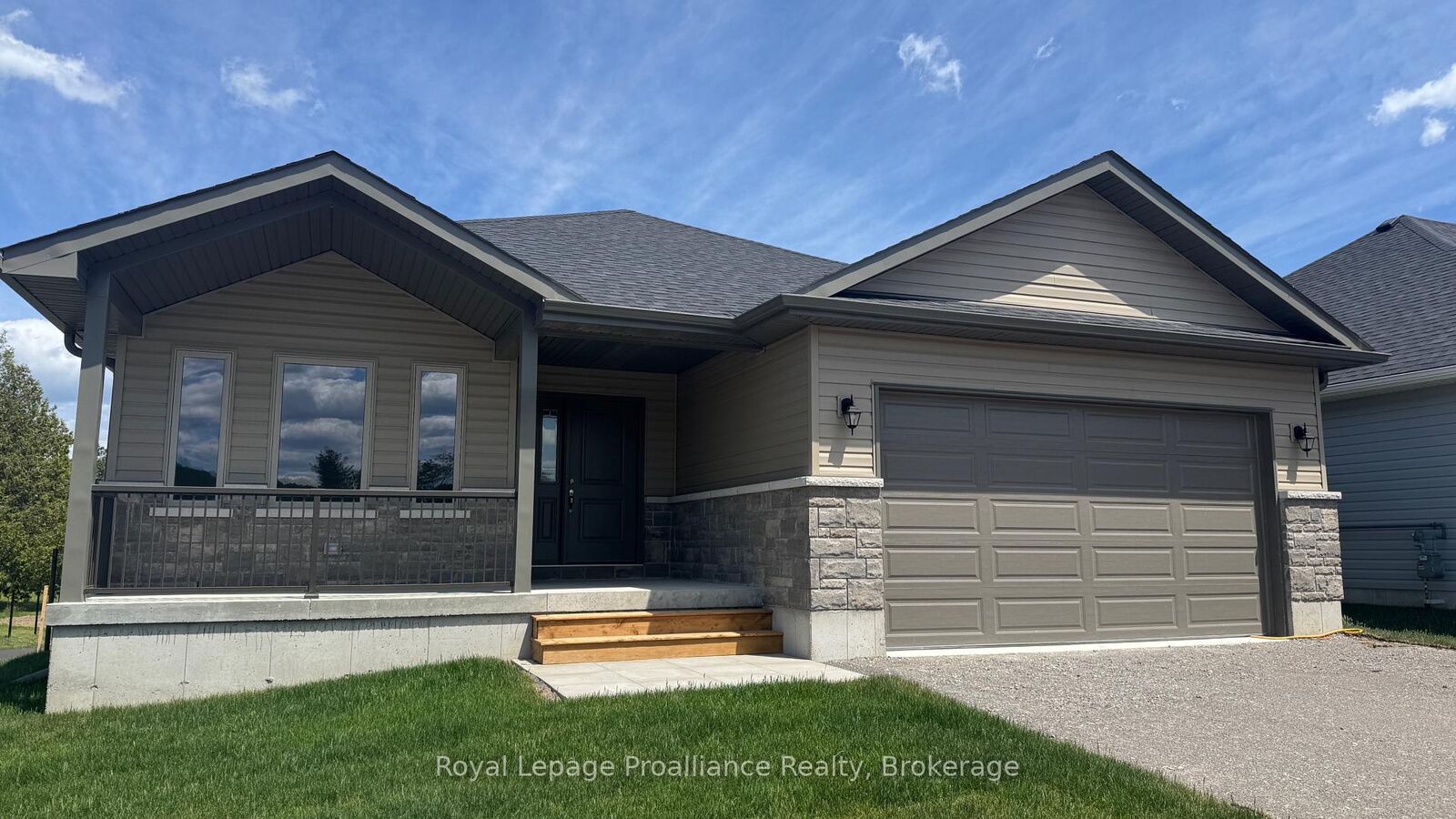 Property Photo:  41 Clayton John Avenue  ON K0K 1H0 