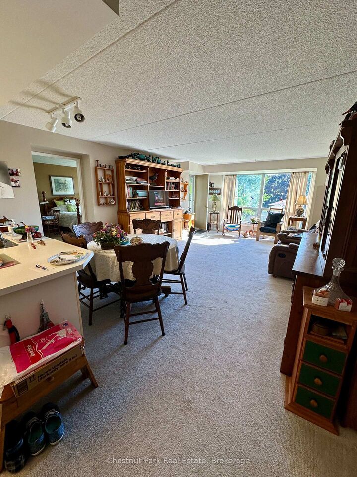 Property Photo:  172 Eighth Street 209  ON L9Y 4T2 