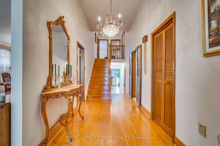 Property Photo:  17 Altair Avenue  ON M1W 2R1 