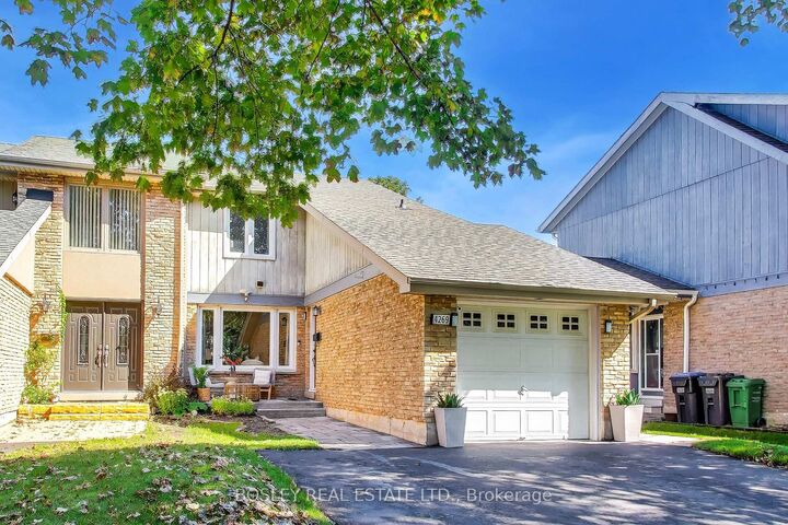 Photo de la propriété:  4269 Taffey Crescent  ON L5L 2H1 