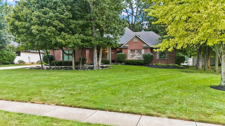 Property Photo: 2365 Worthington Drive OH 45373