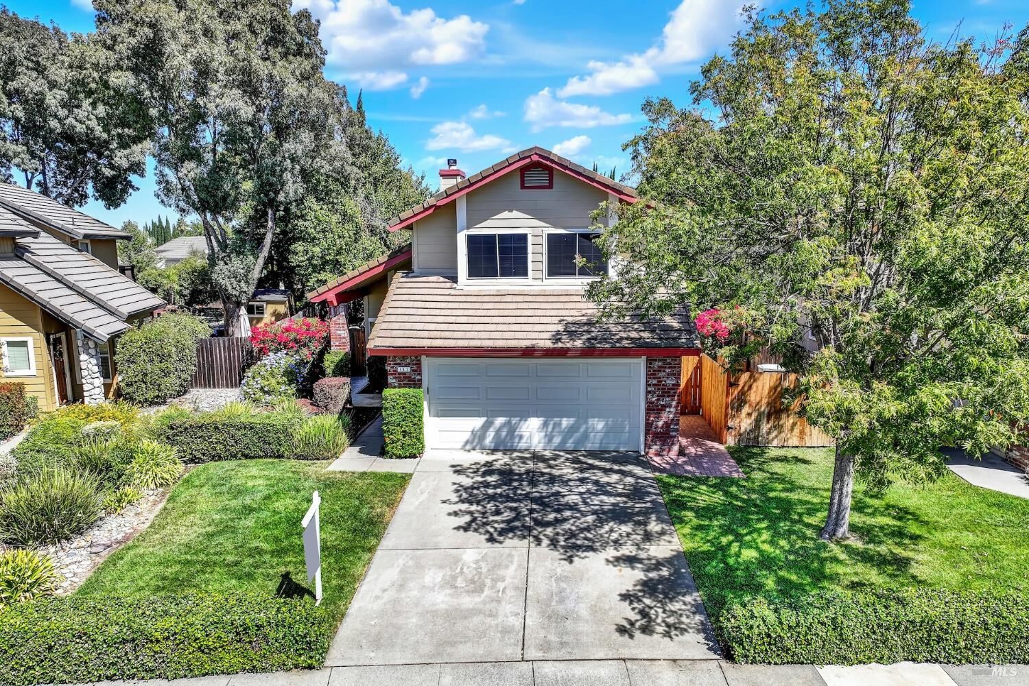Property Photo: 443 Yale Avenue CA 95687