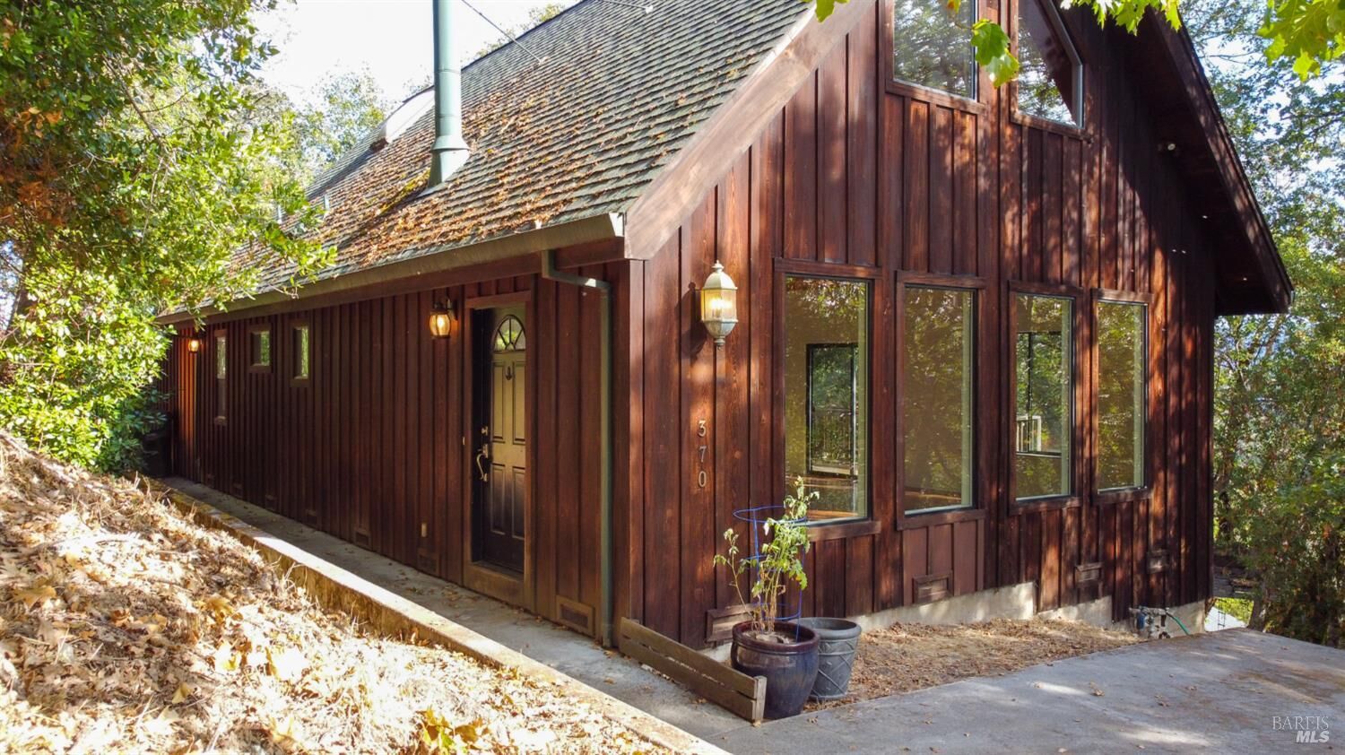 Property Photo:  370 Laurel Street  CA 95490 