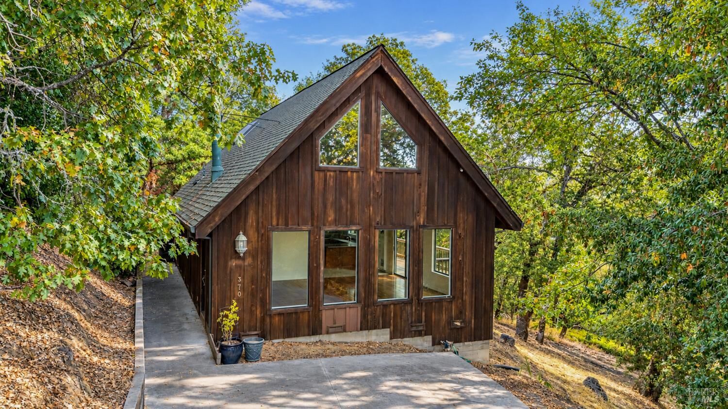 Property Photo:  370 Laurel Street  CA 95490 