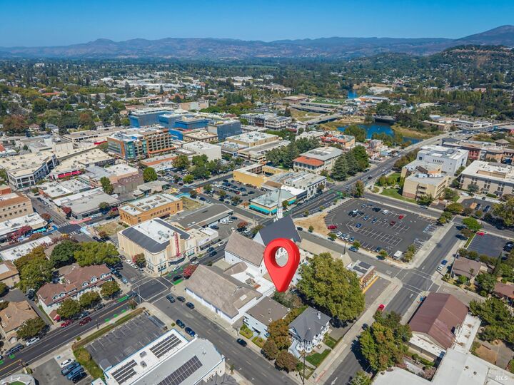 Property Photo:  720 Franklin Street  CA 94559 