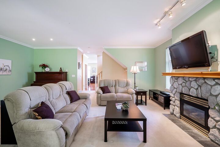 Property Photo: 15037 58 Avenue 69 BC V3S 8Z5