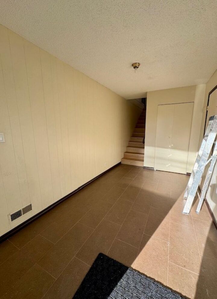 Property Photo:  1947 Grant Avenue  BC V3B 1P6 