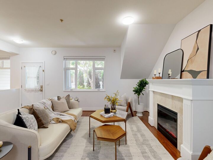 Property Photo:  4468 Albert Street 305  BC V5C 2G8 