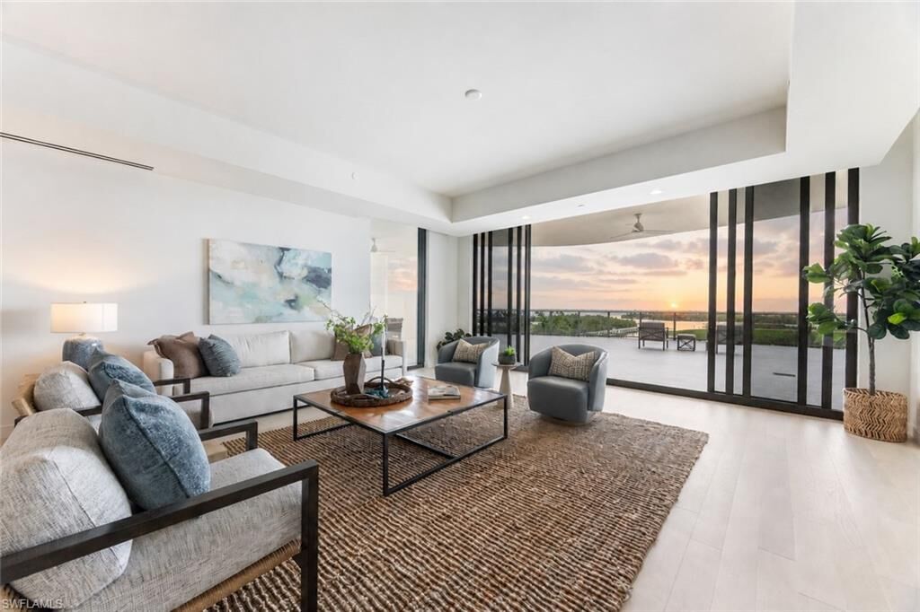 Property Photo: 5100 Seagrass Blvd 202 FL 34134