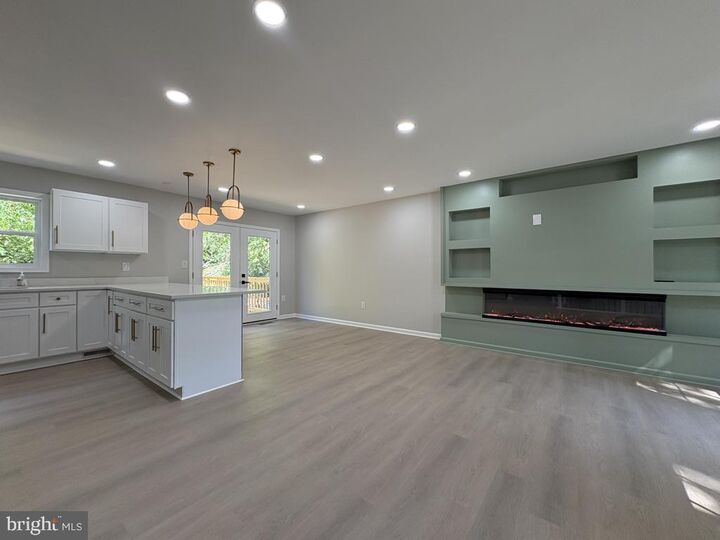 Property Photo:  3604 Stonesboro Road  MD 20744 