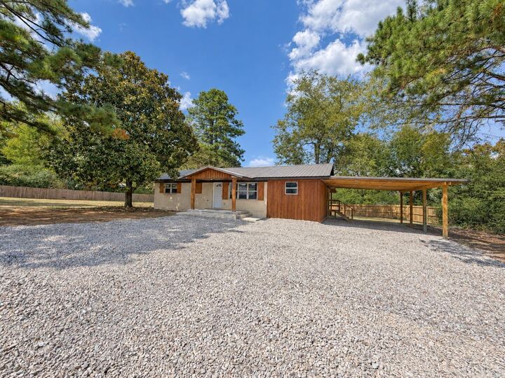 Property Photo: 105 Edna Drive AR 71968