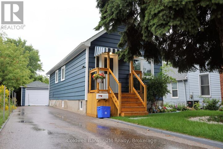 Property Photo:  119 Nassau Street  ON L1J 4A3 